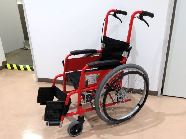 こども用車いす（設置は台東区社会福祉協議会に3台のみ）